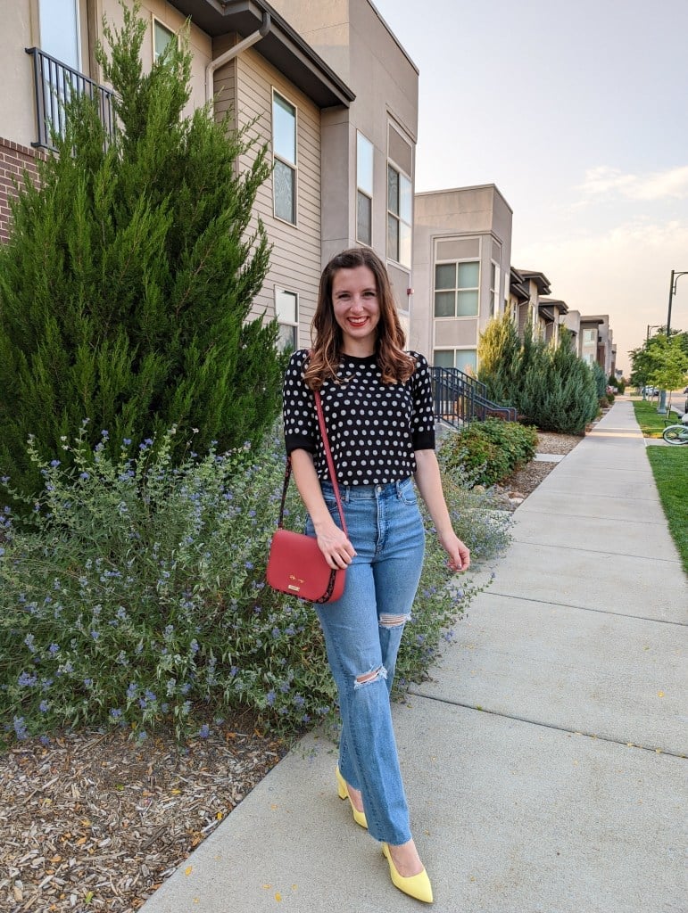 Patterned Top with Distressed Jeans and Yellow Heels Patterned Top with Distressed Jeans and Yellow Heels — Trendy Date Outfit