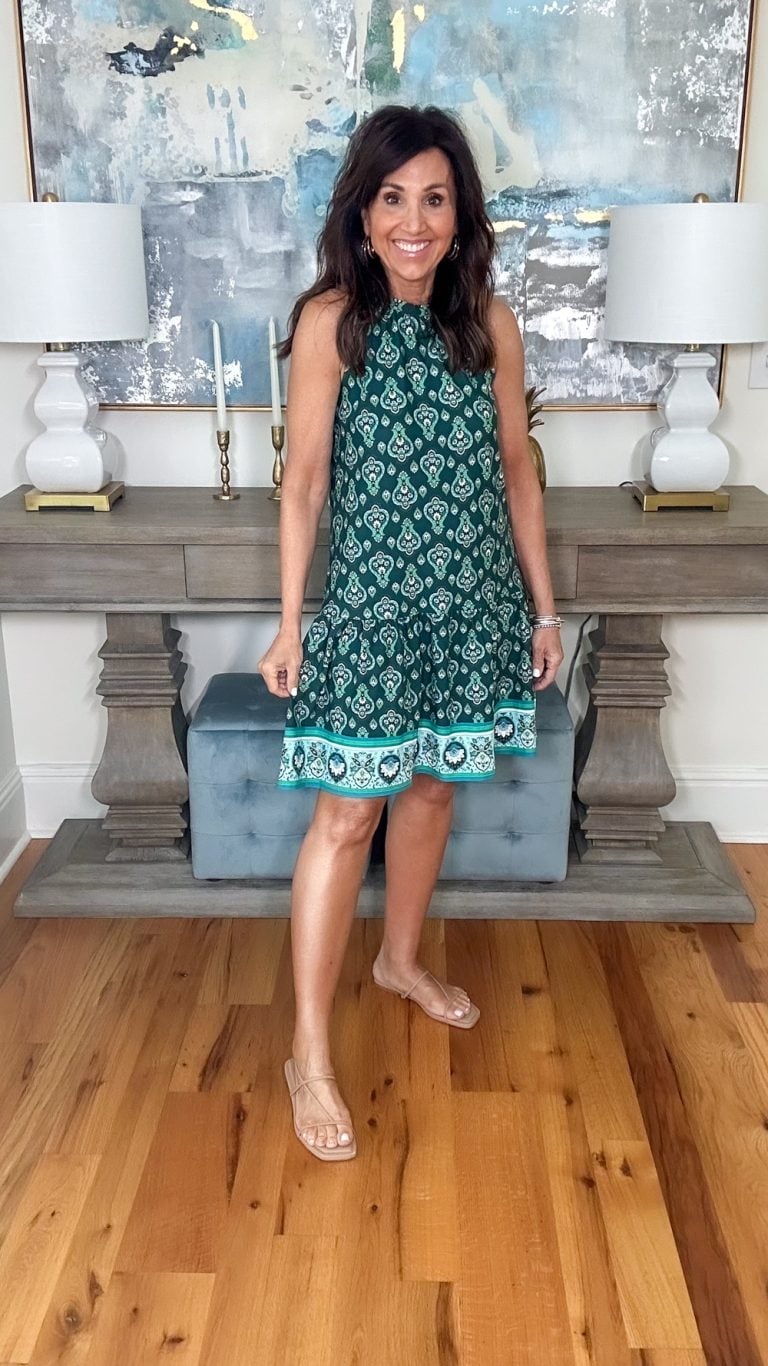 Green Paisley Print A-line Dress Green Paisley Print A-line Dress — Trendy Date Outfit