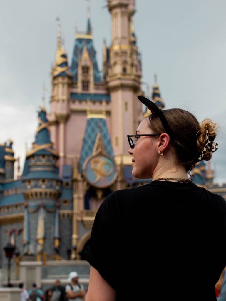 Simple Black T-Shirt Mouse Ear Headband Simple Black T-Shirt Mouse Ear Headband — Trendy Disney Outfits