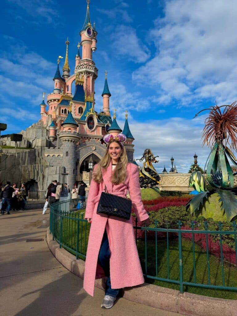Pink Bouclé Coat and Jeans Theme Park Outfit Pink Bouclé Coat and Jeans Theme Park Outfit — Trendy Disney Outfits