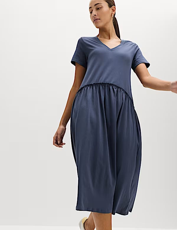 Blue Jersey Gathered Waist Midi Dress — Trendy Drop Waist Dresses