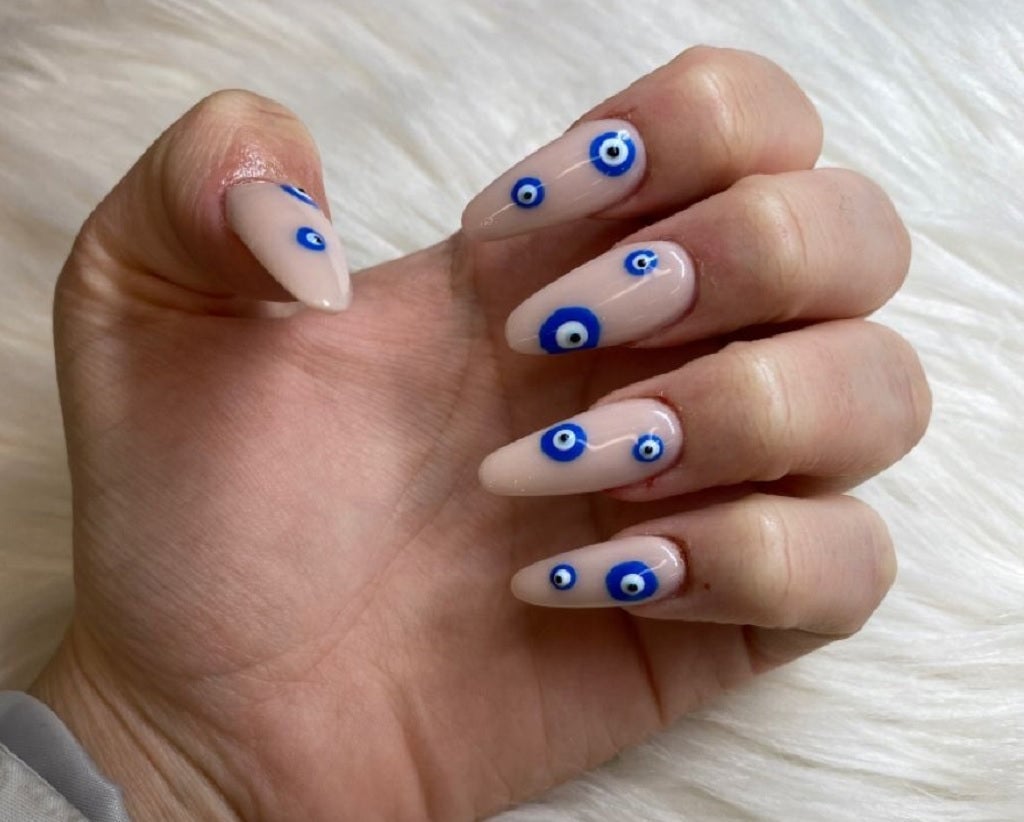 Repeating Evil Eye Long Almond Nails Repeating Evil Eye Long Almond Nails — Trendy Evil Eye Nails