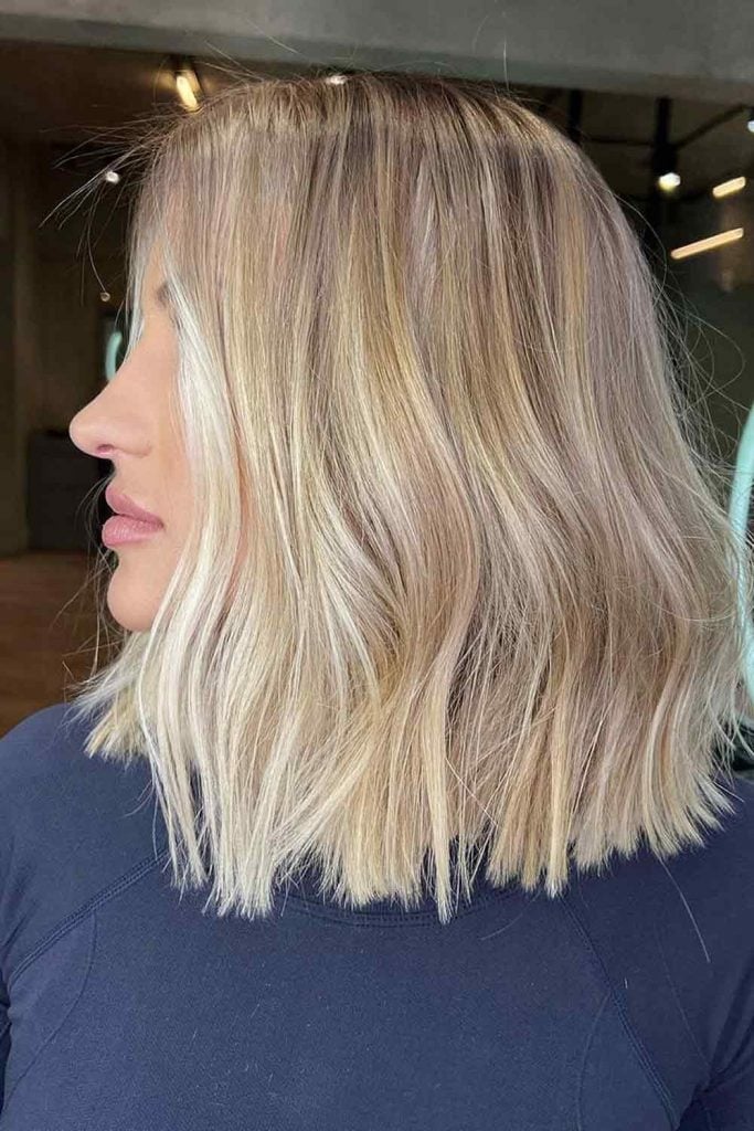 Collarbone Bob Subtle Waves With Light Brown With Blonde Highlights — Trendy Fine Hair