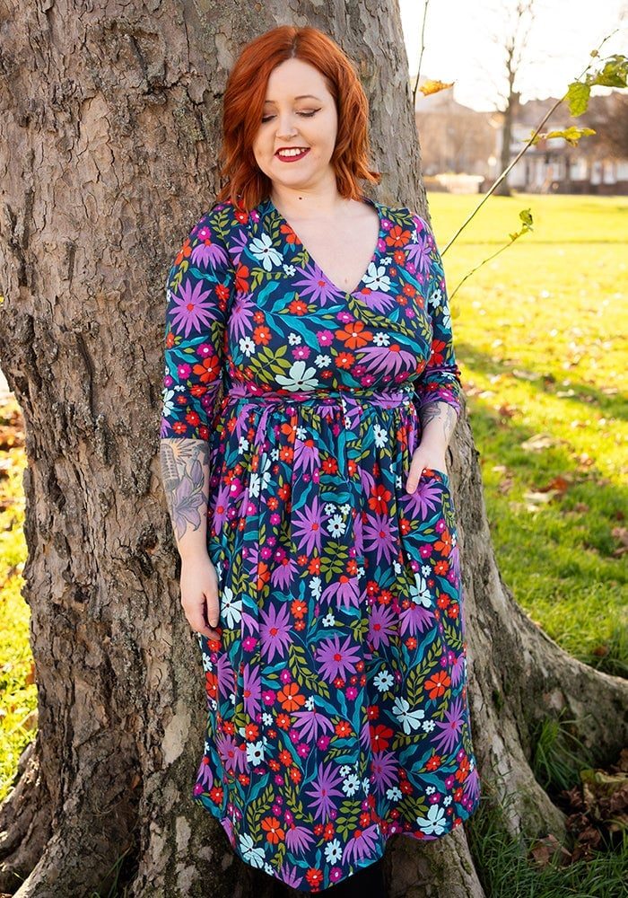Jersey Knit Wrap Midi Dress Vibrant Print Jersey Knit Wrap Midi Dress Vibrant Print — Trendy Floral Dress