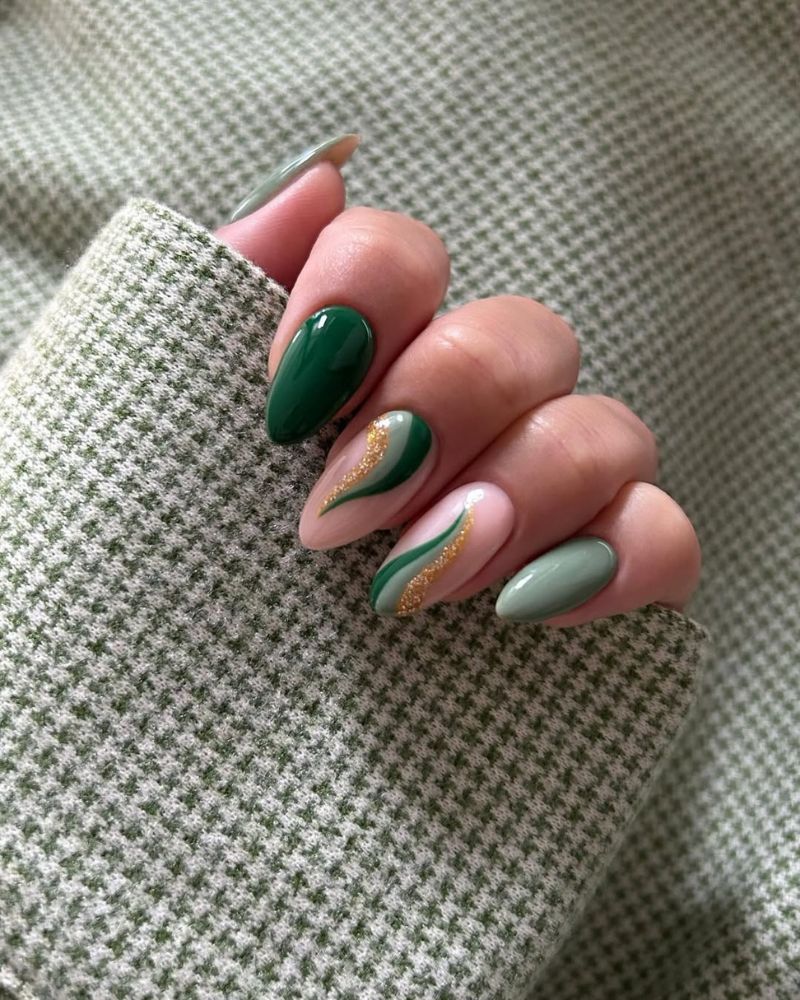Medium Almond Matte And Glossy Green Nails — Trendy Forest Green Nails