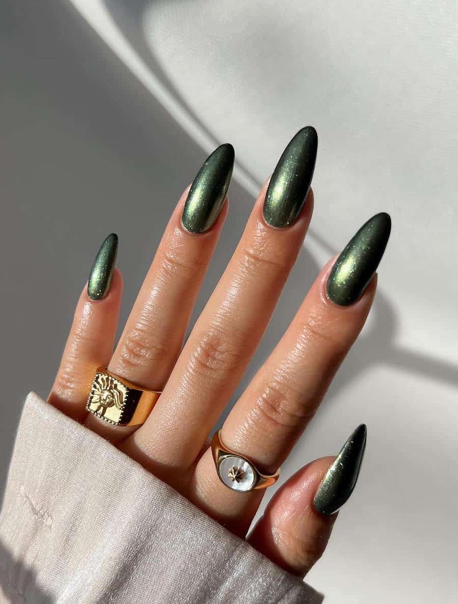 Forest Green Square Nails With Glitter Crescent — Trendy Forest Green Nails