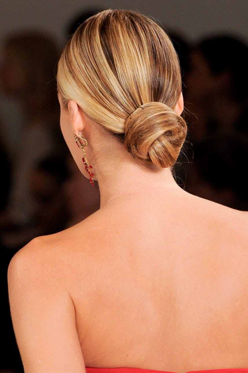 Thick Blonde Low Bun With Highlights — Trendy Formal Hair