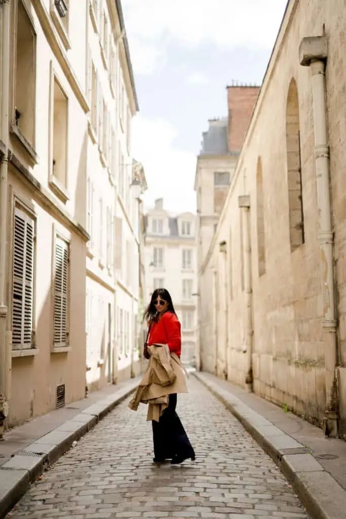 Black Blazer Grey Top Midi Skirt — Trendy French Outfits