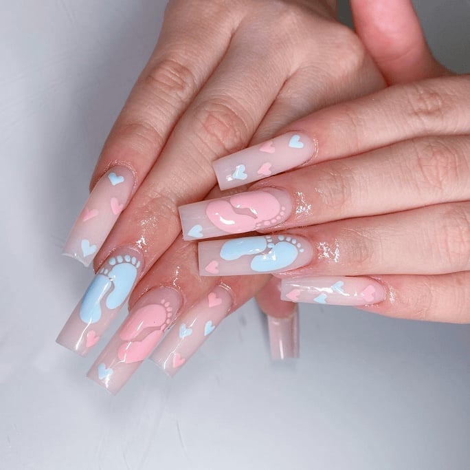 Sculpted Nails with Baby Footprints and Charms Sculpted Nails with Baby Footprints and Charms — Trendy Gender Reveal Nails