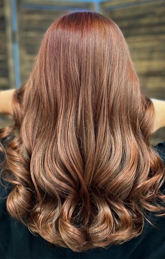 Red Tawny Base With Chestnut Highlights Red Tawny Base With Chestnut Highlights — Trendy Ginger Hair Color