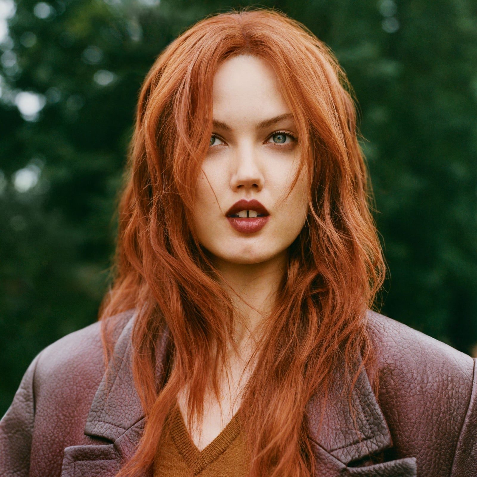 Intense Fiery Ginger With Wispy Bangs Intense Fiery Ginger With Wispy Bangs — Trendy Ginger Hair Color