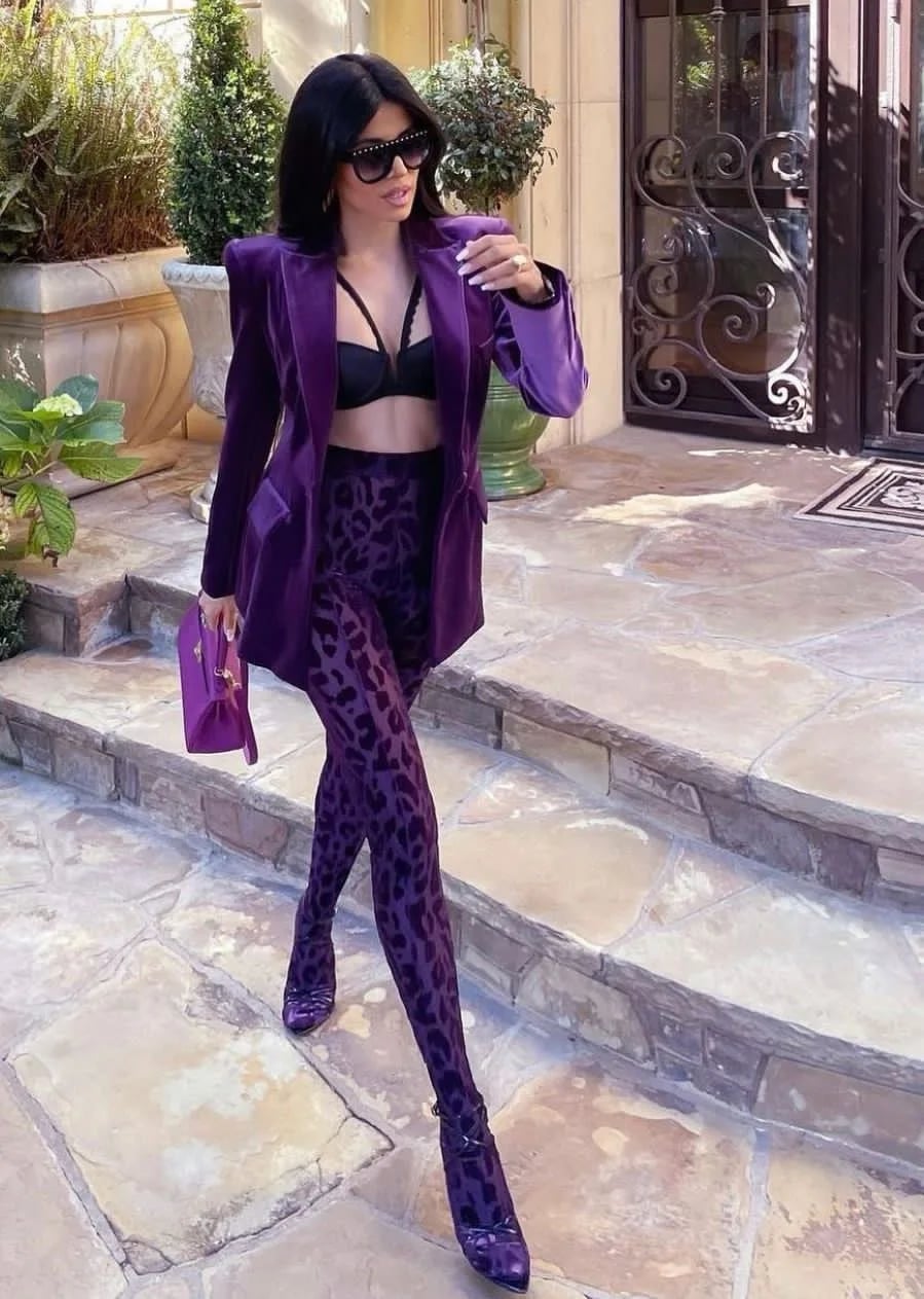 Purple Velvet Blazer With Leopard Print Leggings Purple Velvet Blazer With Leopard Print Leggings — Trendy Going Out Outfits Night Club