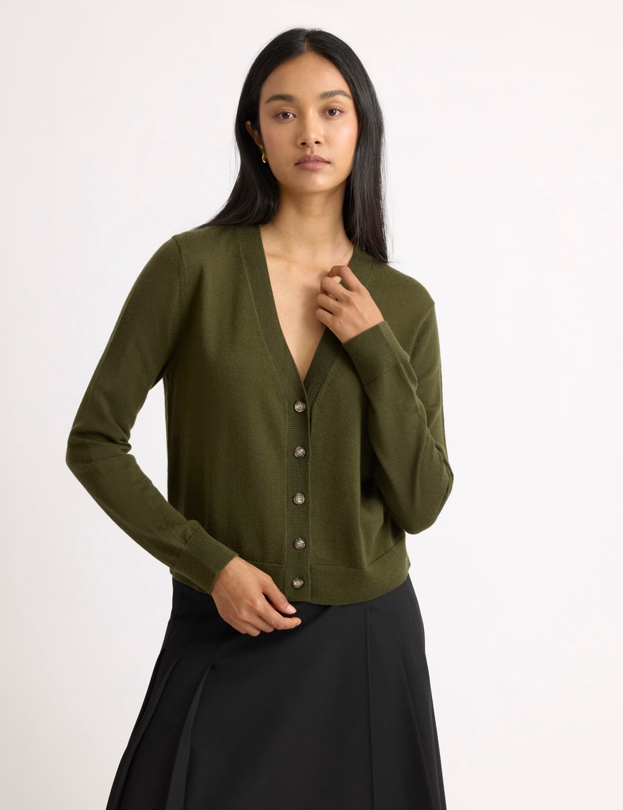 Fitted Olive Green Cropped Cardigan Detail — Trendy Green Cardigan Outfit