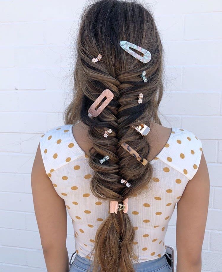Brown Fishtail Braid With Pastel Clips Brown Fishtail Braid With Pastel Clips — Trendy Hair with Clips