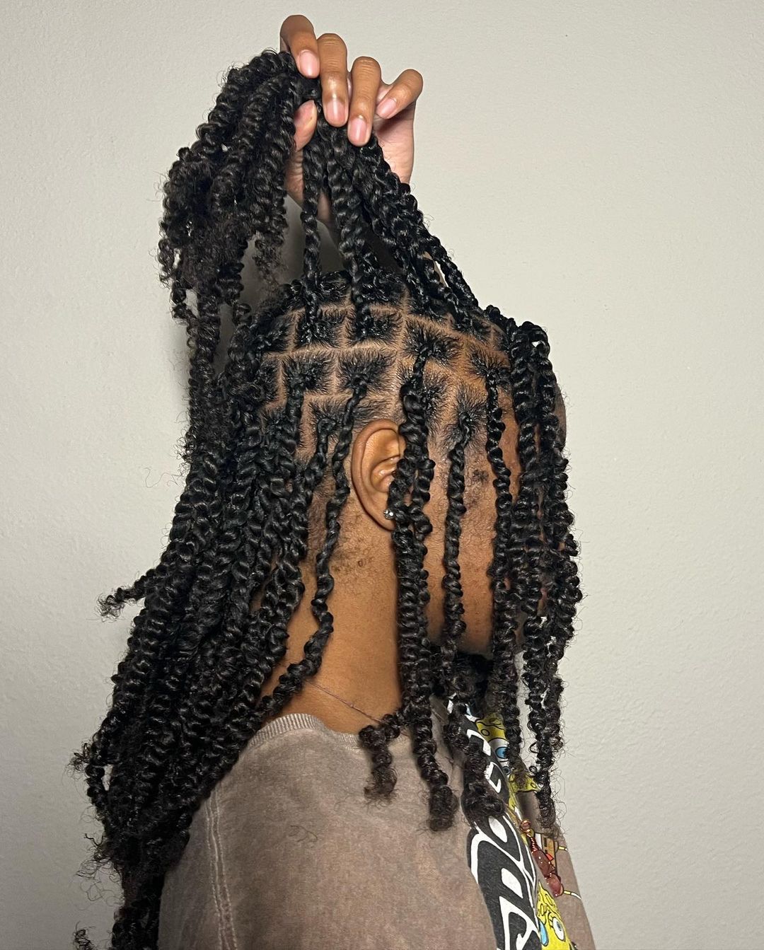 Mid-Back Box Braids with Square Parting, Dark Brown Mid-Back Box Braids with Square Parting, Dark Brown — Trendy Hairstyles for Black Women Braids