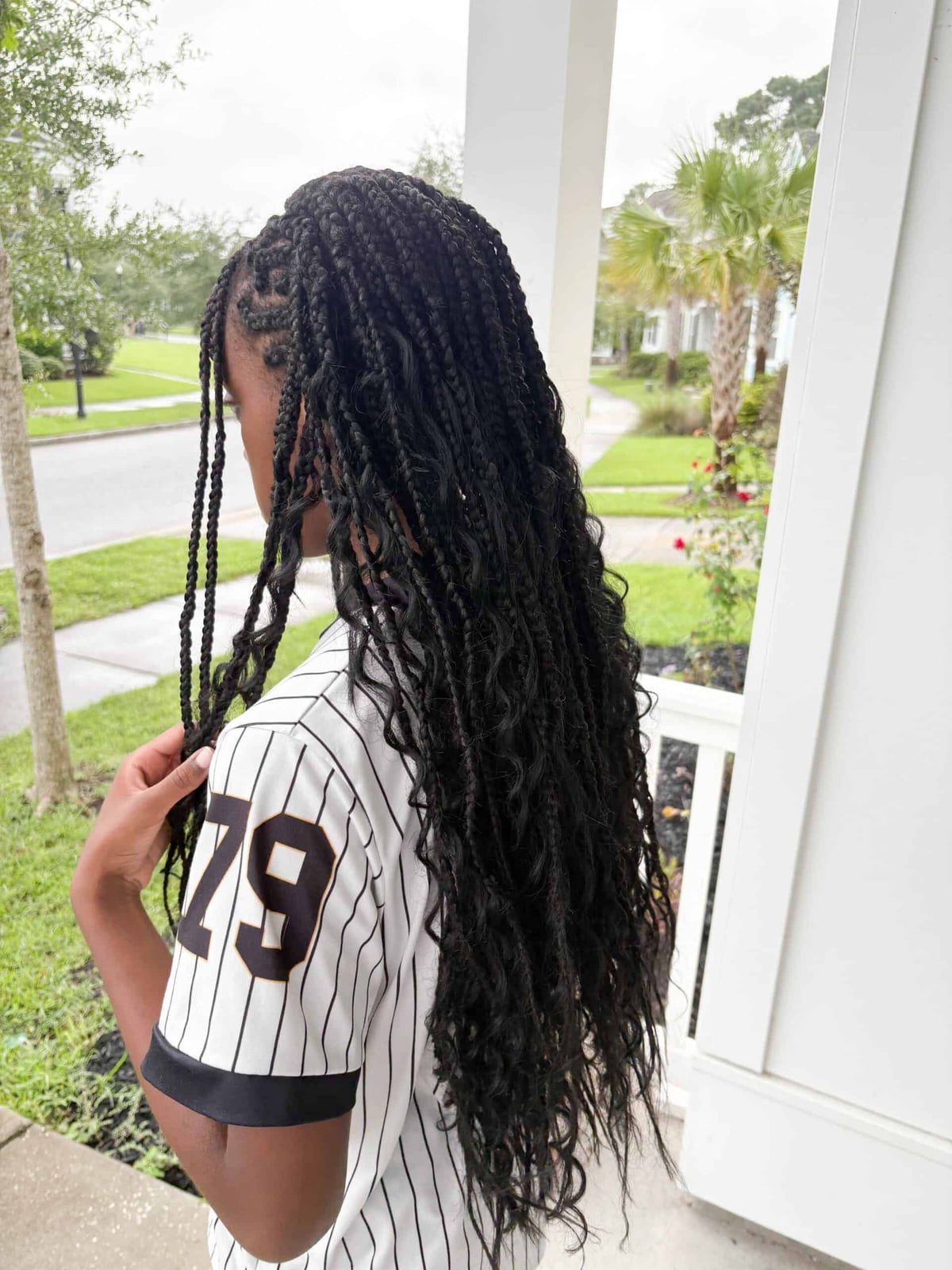 Long Black Box Braids with Mixed Texture Long Black Box Braids with Mixed Texture — Trendy Hairstyles for Black Women Braids