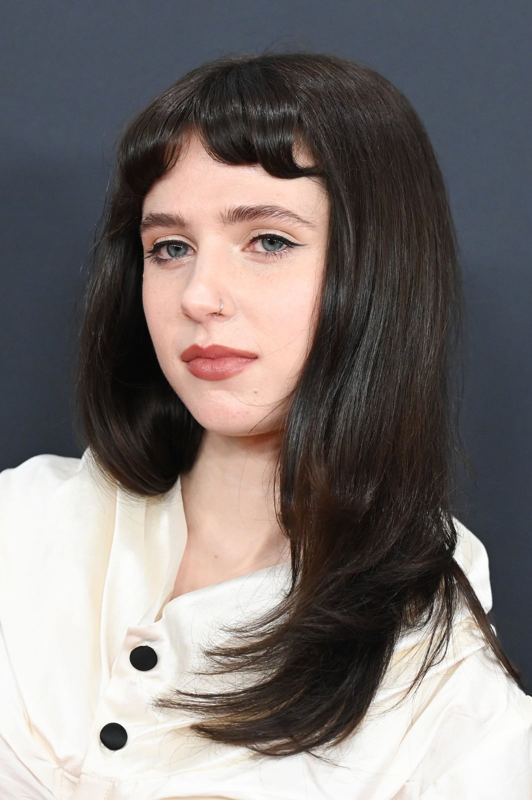 Shoulder Length Layers With Blunt Bangs — Trendy Hairstyles for Teens