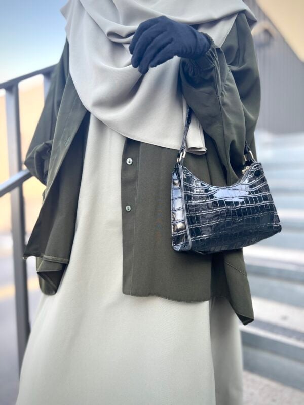 Olive Green Jacket with Beige Dress Olive Green Jacket with Beige Dress — Trendy Hijab Outfits