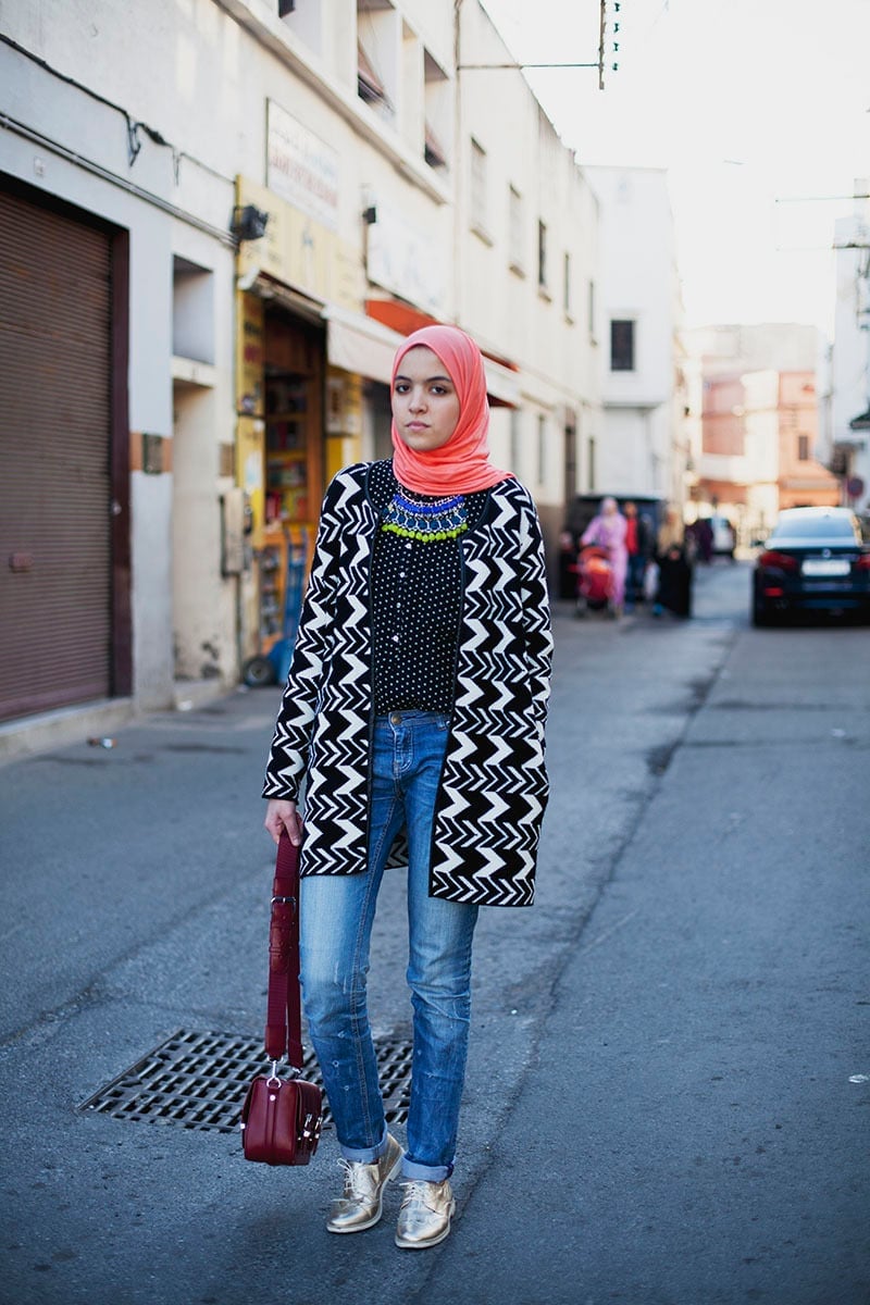 Patterned Cardigan with Polka Dot Shirt Patterned Cardigan with Polka Dot Shirt — Trendy Hijab Outfits
