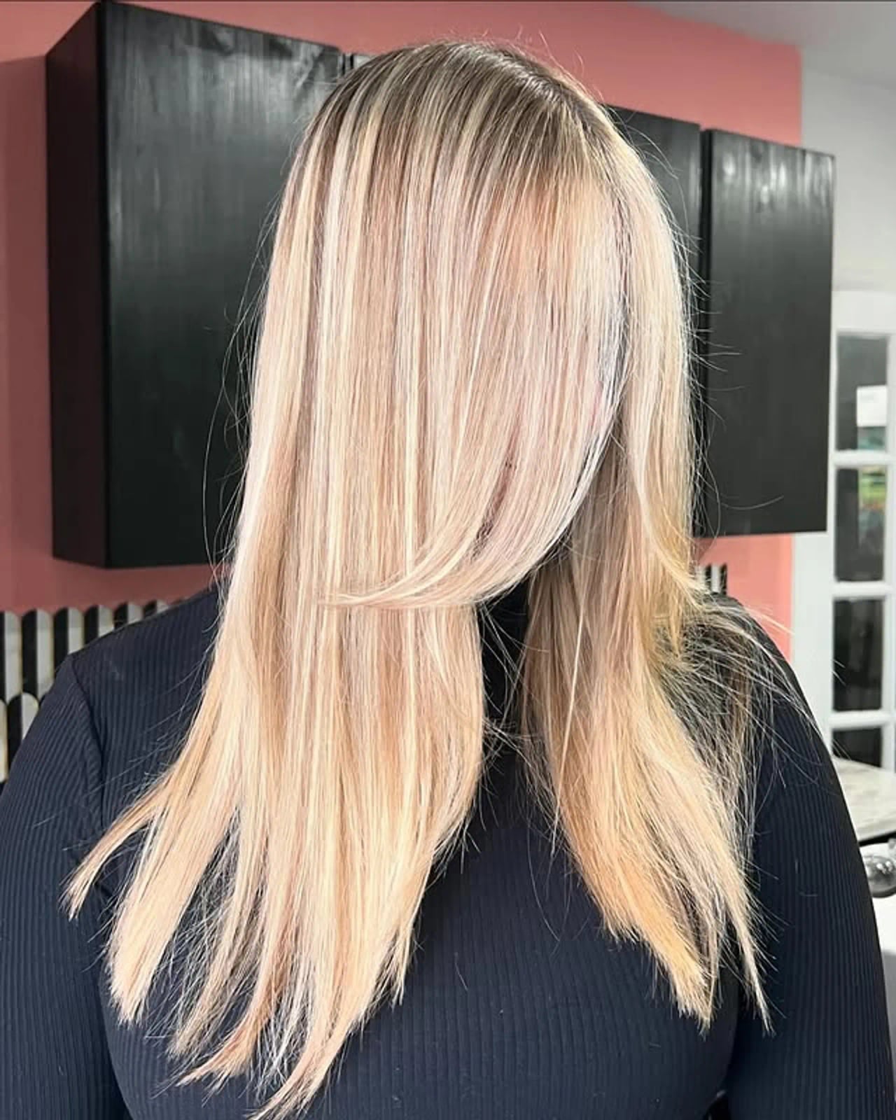 Collarbone Honey Blonde Balayage With Smooth Blowout Collarbone Honey Blonde Balayage With Smooth Blowout — Trendy Honey Blonde Balayage