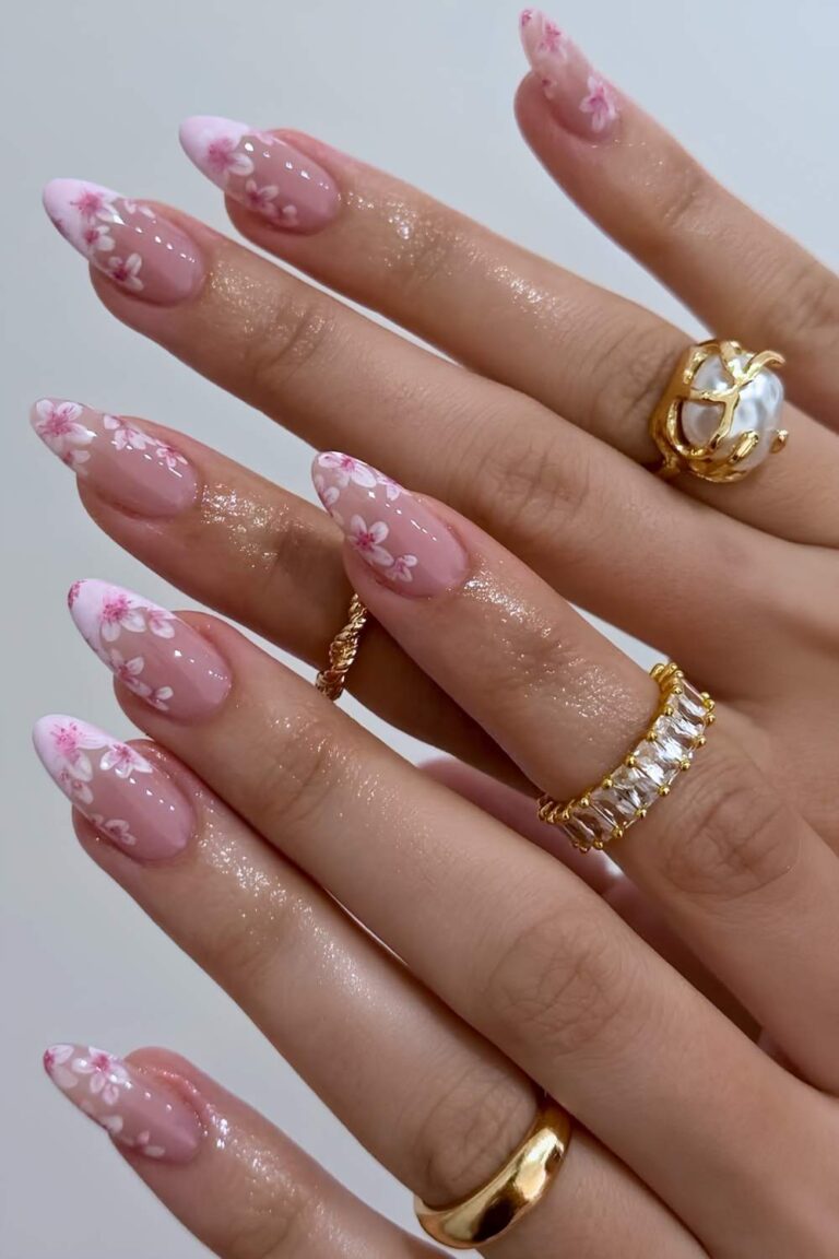 32 Trendy Japanese Nails: for 2027 Featuring Sakura & More
