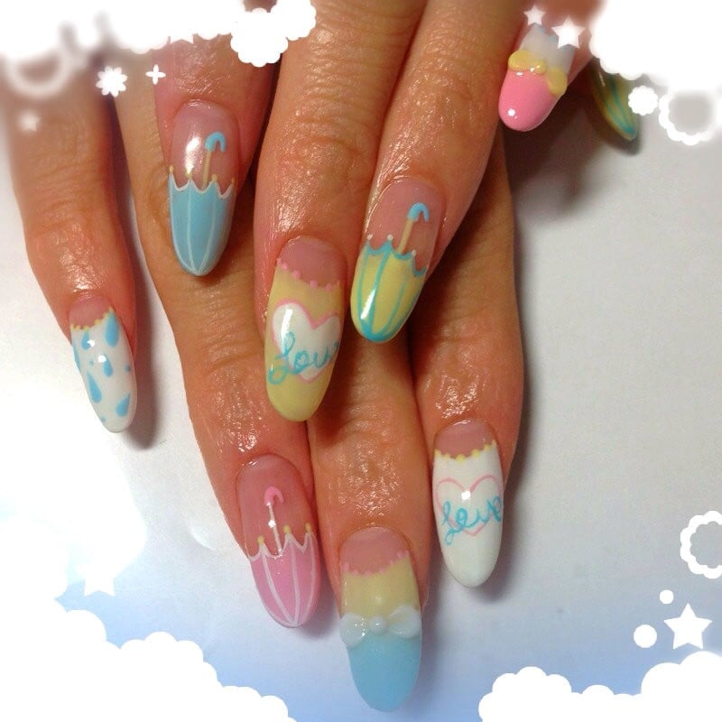 Medium Oval Pastel Umbrella Cloud Love Nails Medium Oval Pastel Umbrella Cloud Love Nails — Trendy Japanese Nails