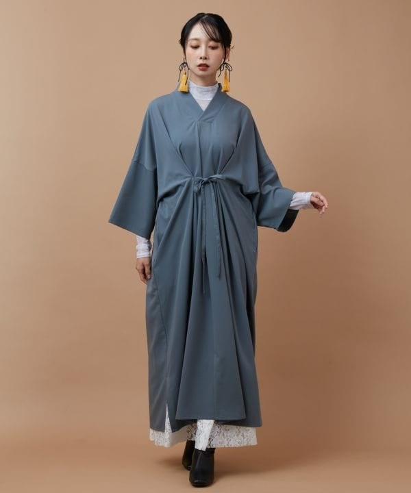 Grey Outer Layer With Yellow Earrings — Trendy Japanese Outfits