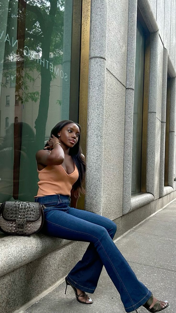 Dark Wash Bootcut Jeans with Orange Tank Top Dark Wash Bootcut Jeans with Orange Tank Top — Trendy Jeans Outfits