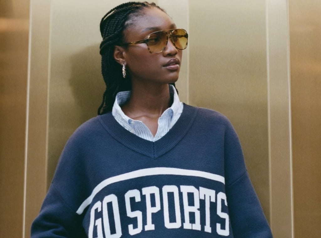 Jersey Sweater Over Collared Shirt, Navy Blue — Trendy Jersey Outfit