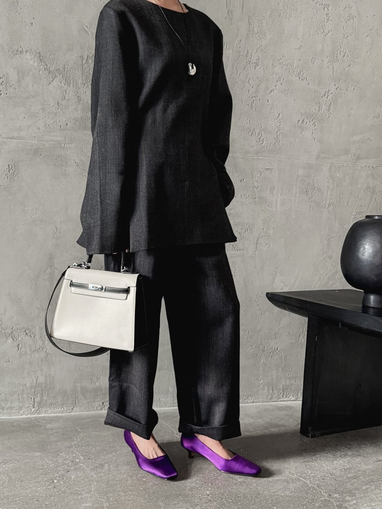 Purple Kitten Heels with Grey Trousers and Silver Pendant Necklace — Trendy Kitten Heels Outfits