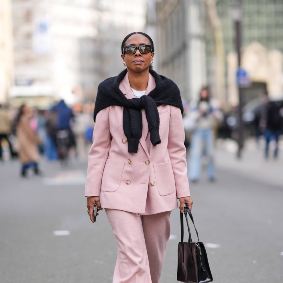 Pink Suit With Sweater Draped Over Shoulders Pink Suit With Sweater Draped Over Shoulders — Trendy Layering Outfits