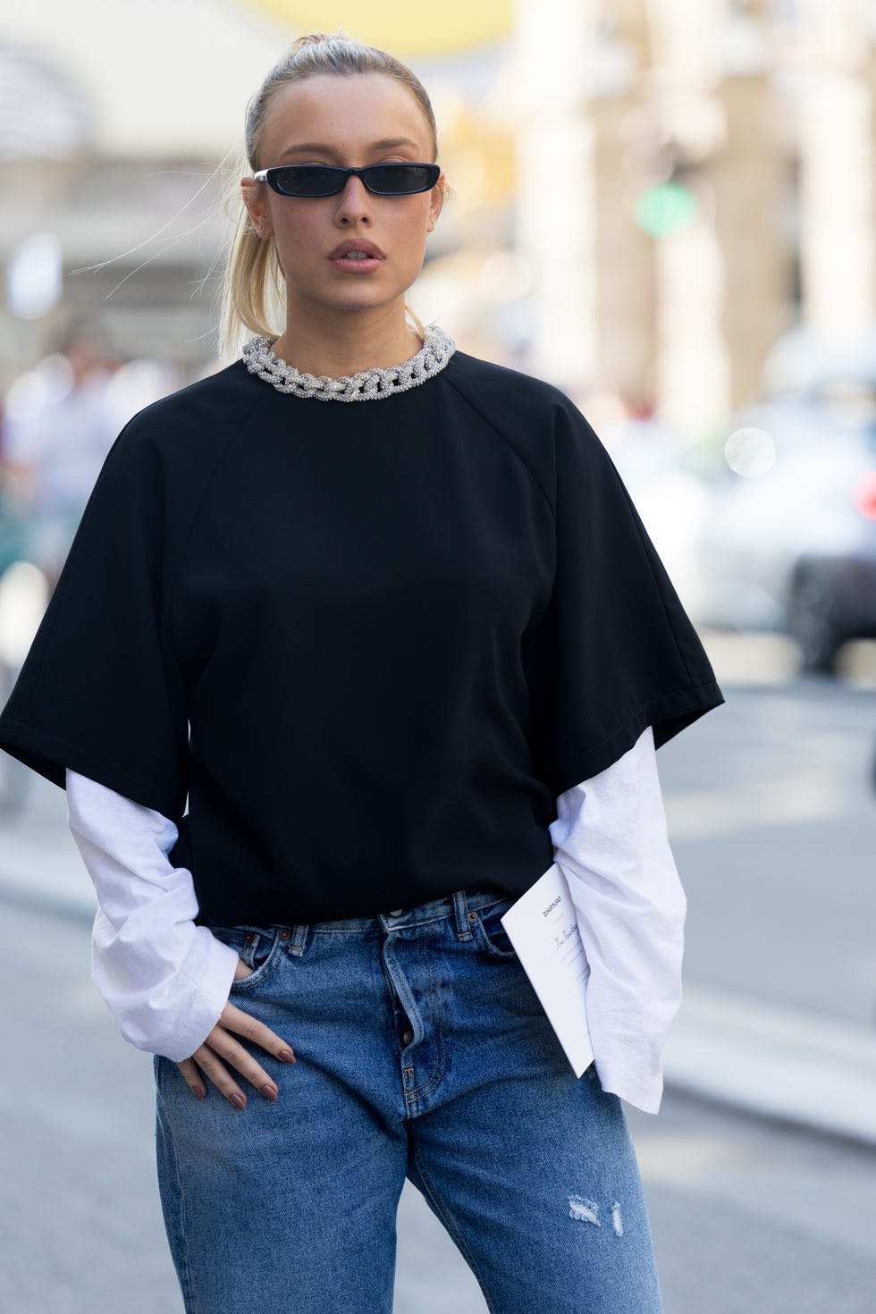 Layered T-Shirt Effect With Denim Layered T-Shirt Effect With Denim — Trendy Layering Outfits