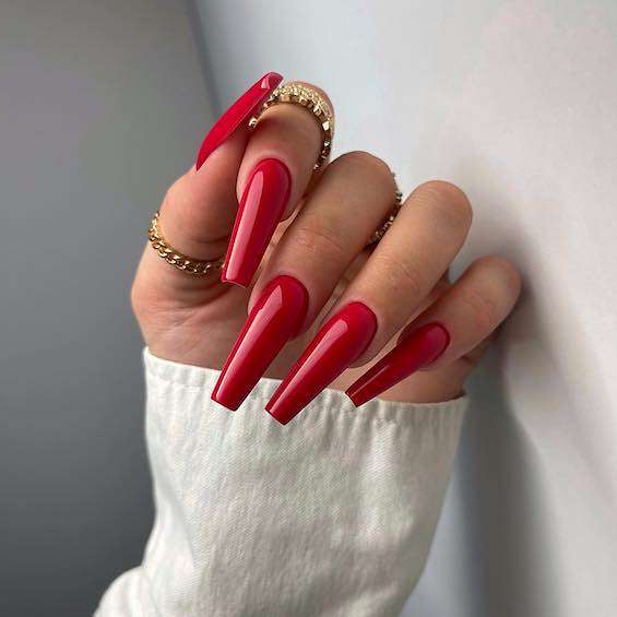Vibrant Red Glossy Long Coffin Nails Vibrant Red Glossy Long Coffin Nails — Trendy Long Nails