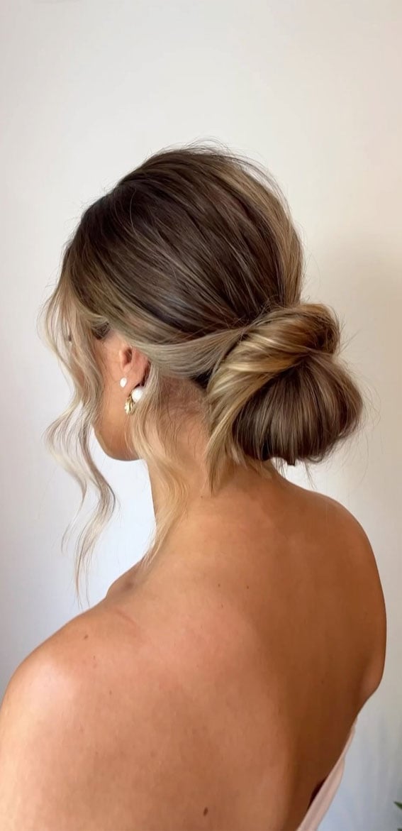 Low Messy Bun With Balayage Tones — Trendy Messy Bun Updo
