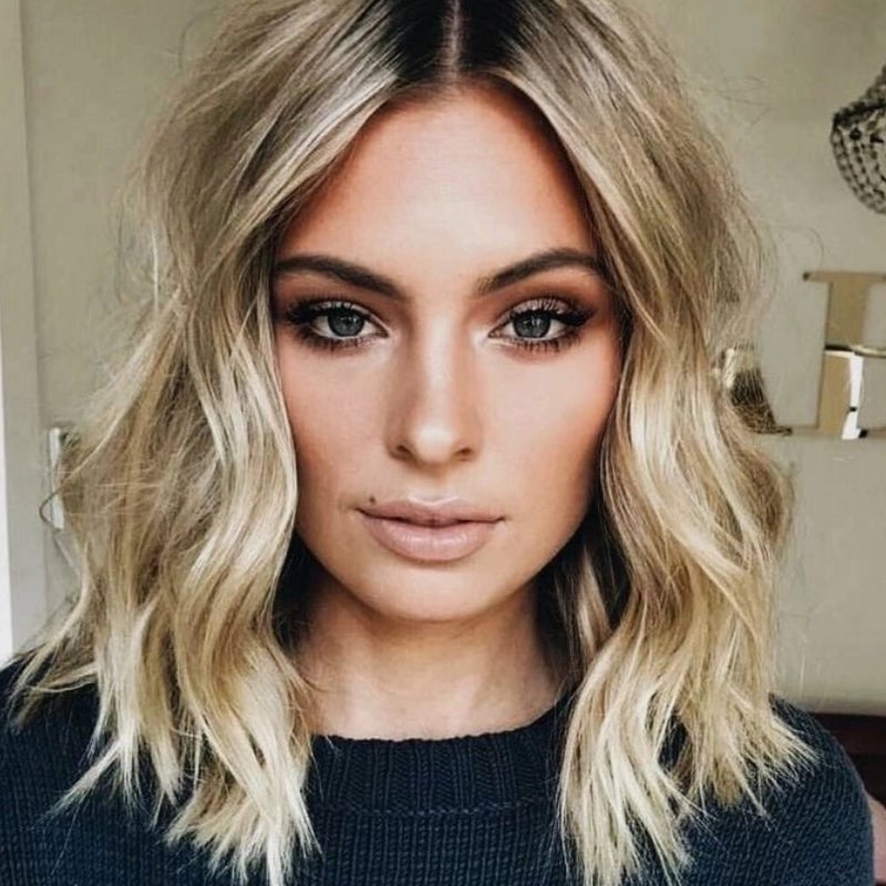 Messy Lob With Curtain Bangs — Trendy Messy Hair