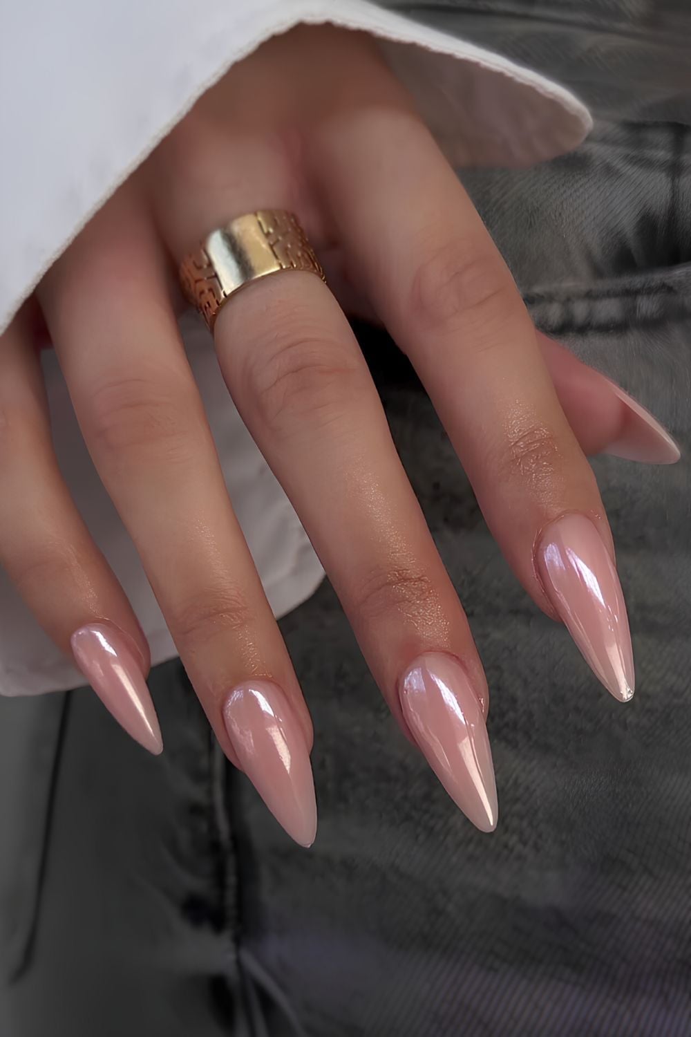 Pale Pink With Subtle Chrome Finish Stiletto Nails — Trendy Minimal Nails