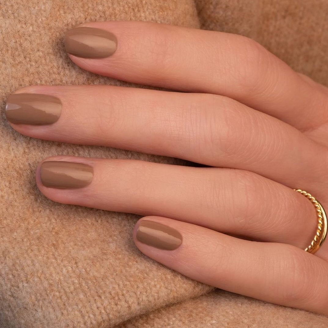 Rich Warm Mocha Short Square Nails Rich Warm Mocha Short Square Nails — Trendy Mocha Nails