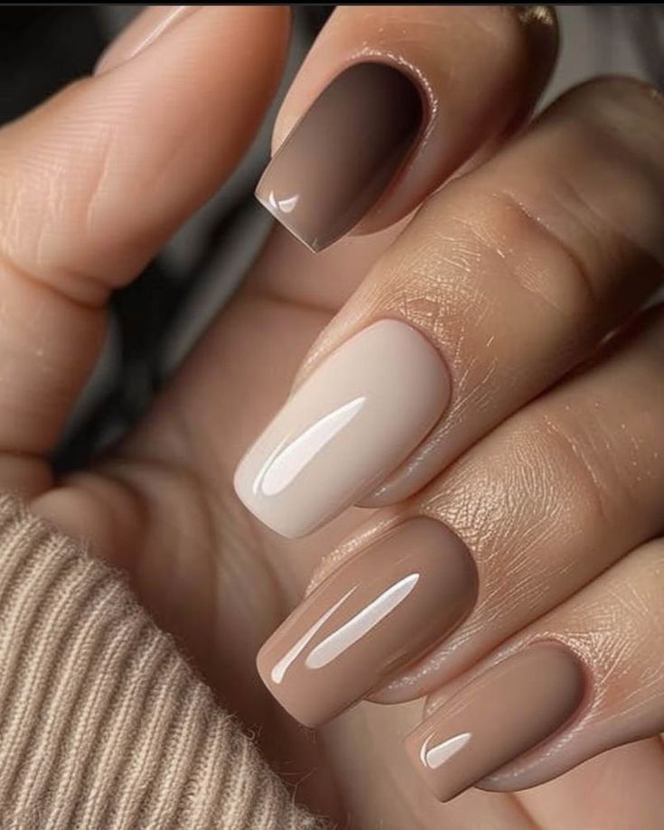 Glossy Beige to Brown Ombre Almond Nails Glossy Beige to Brown Ombre Almond Nails — Trendy Mocha Nails