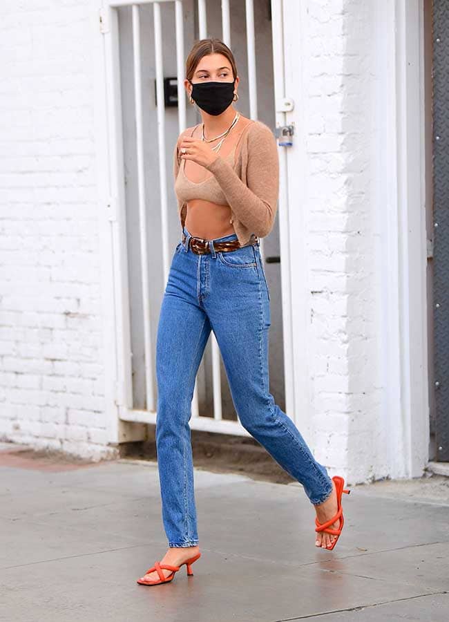 Blue Mom Jeans with Beige Cardigan, High-Waisted — Trendy Mom Jeans Outfits