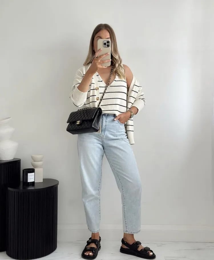 Relaxed Fit Mom Jeans with Beige Cardigan, High-Waisted — Trendy Mom Jeans Outfits