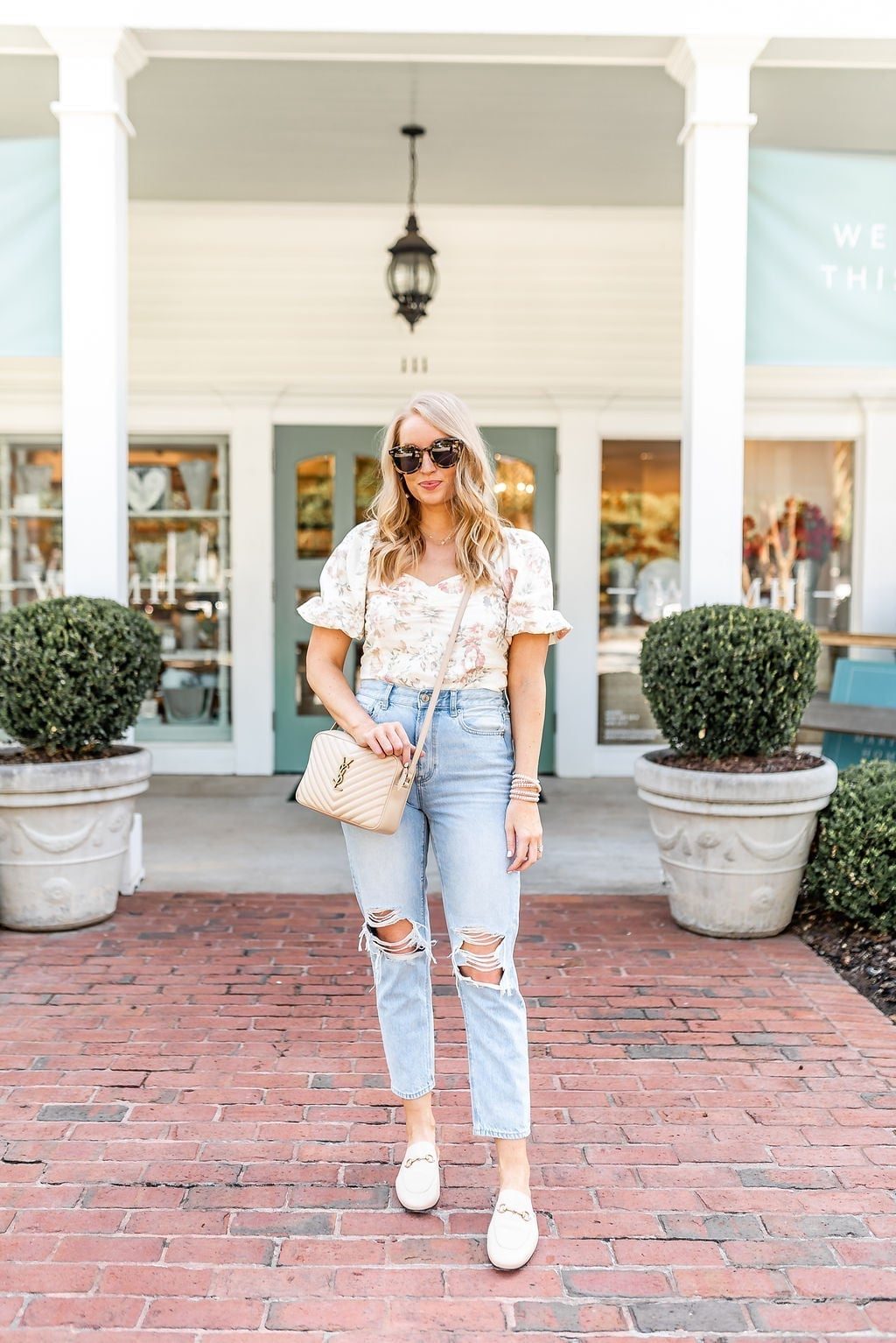 Light Wash Ripped Mom Jeans with Floral Top — Trendy Mom Jeans Outfits