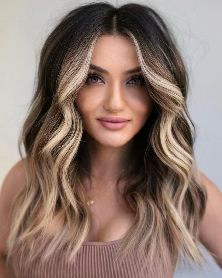 Dark Brown With Prominent Blonde Money Piece, Mid-Back Dark Brown With Prominent Blonde Money Piece, Mid-Back — Trendy Money Piece Hair