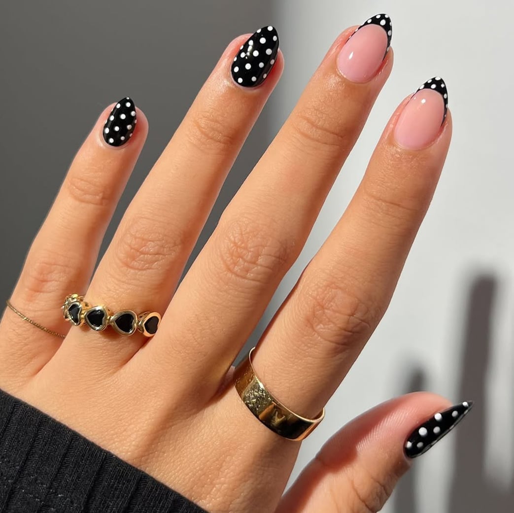 Medium Stiletto Nails with Black French Tips — Trendy Nails for Black Dress
