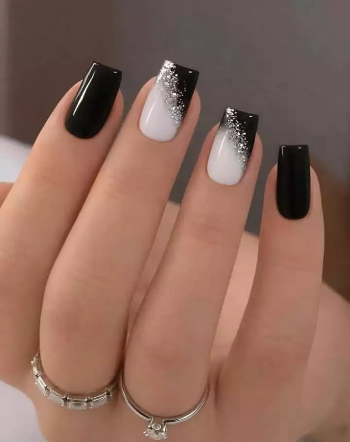 Medium Square Nails with Black Glitter Gradient — Trendy Nails for Black Dress