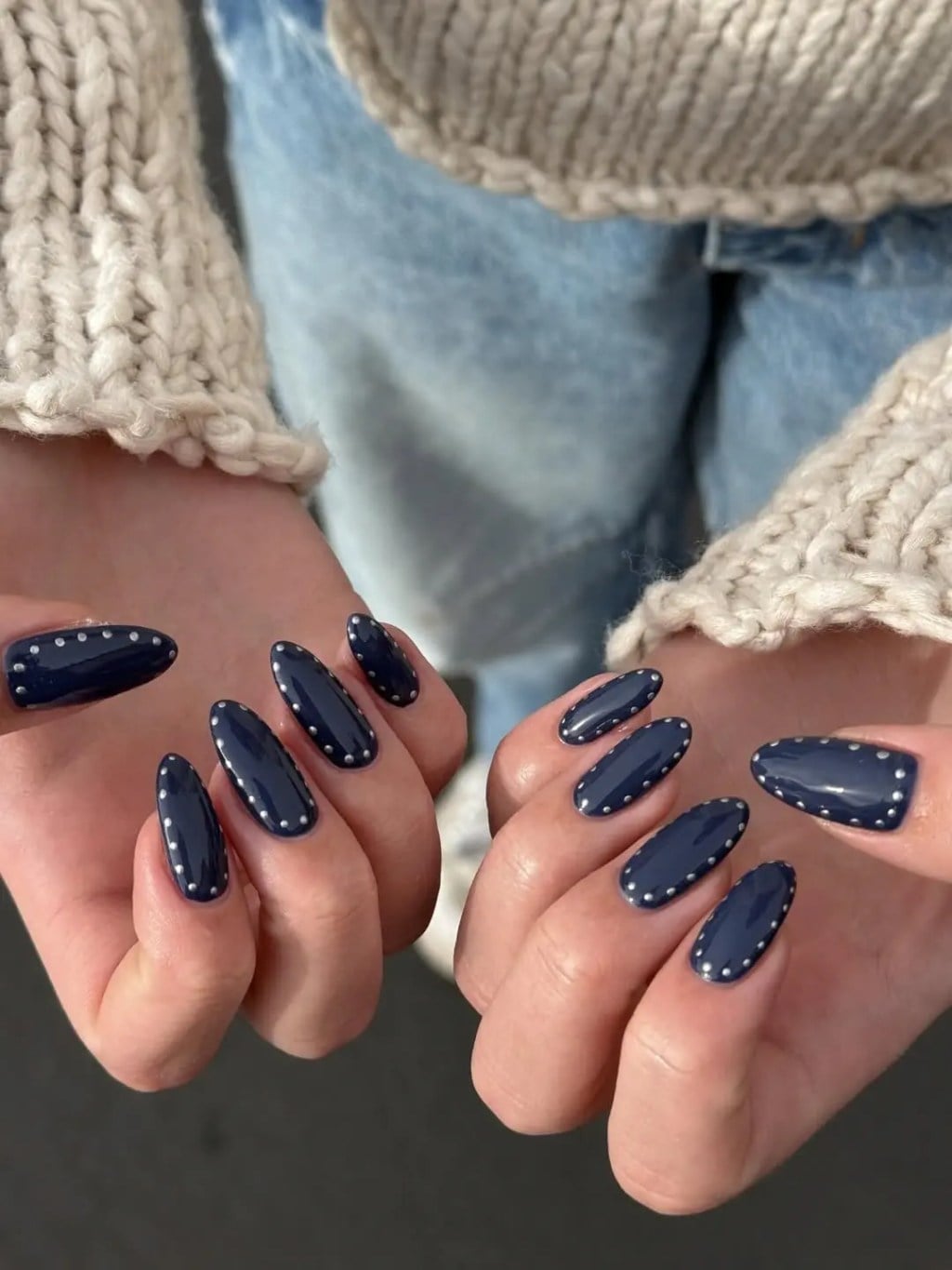 Navy Almond Nails with Silver Stud Accents Navy Almond Nails with Silver Stud Accents — Trendy Navy Nails