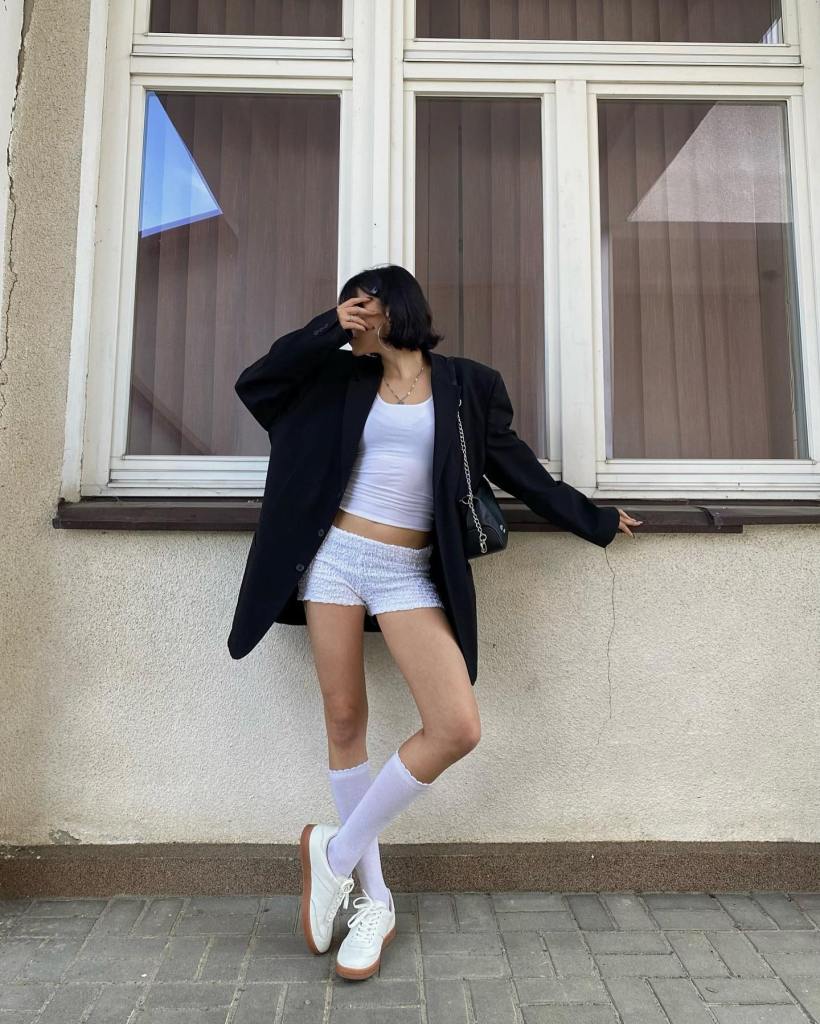 Oversized Blazer Over Tank Top and Grey Mini Shorts — Trendy Night Outfits