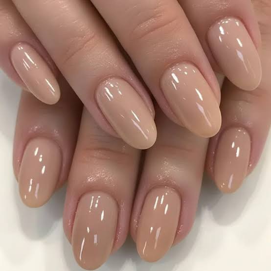 Nude to White Ombre Medium Almond Nails Nude to White Ombre Medium Almond Nails — Trendy Old Money Nails
