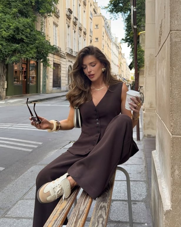 Relaxed Brown Vest And Wide-Leg Trousers — Trendy Old Money Outfits