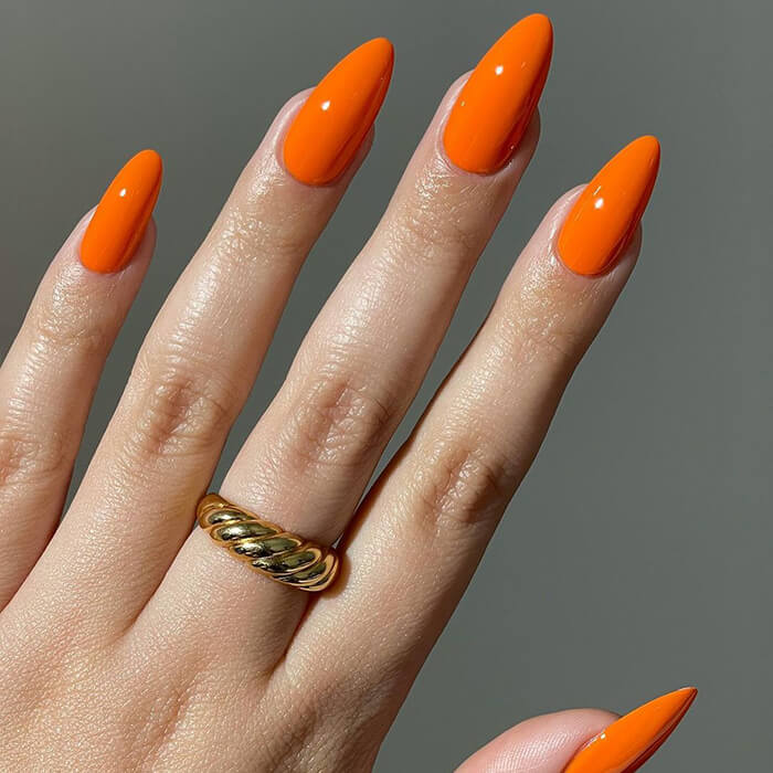 Long Almond Vibrant Opaque Orange Nails Long Almond Vibrant Opaque Orange Nails — Trendy Orange Nails