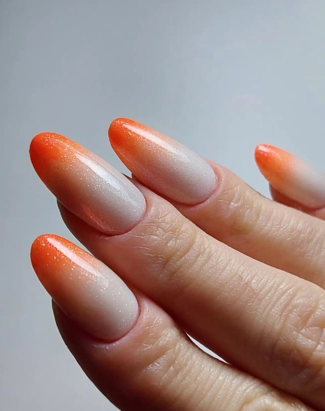 Medium Almond Orange to White Glitter Ombre Medium Almond Orange to White Glitter Ombre — Trendy Orange Nails